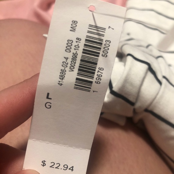 NWT old navy striped t shirt (L) - Picture 3 of 3